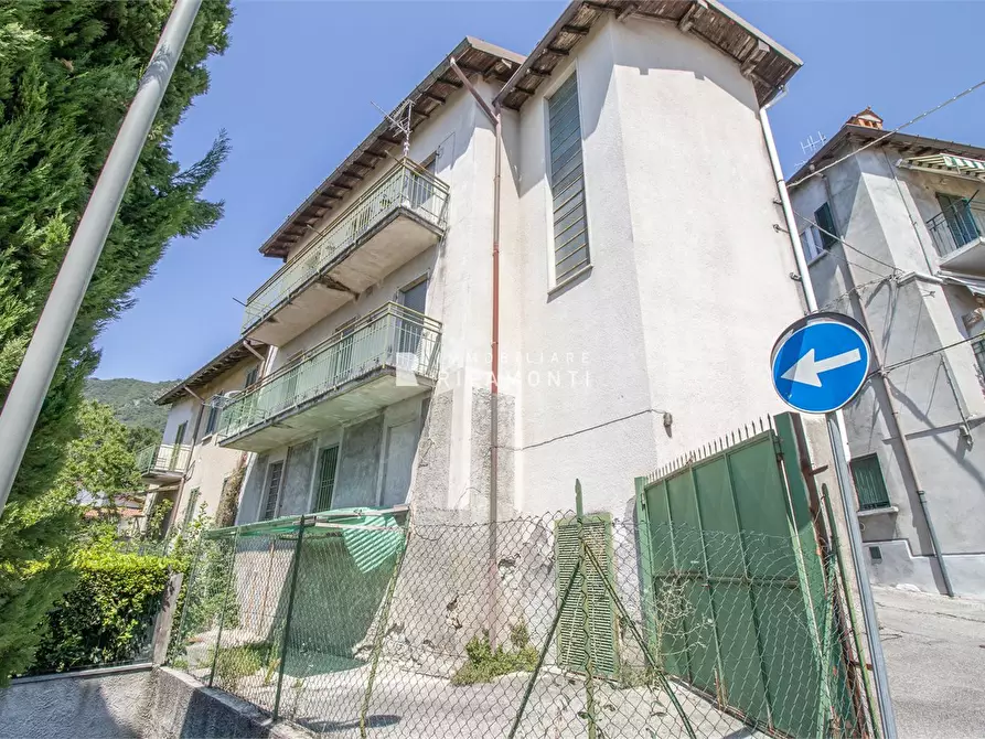 Immagine 4 di Villa in vendita  3 a Galbiate