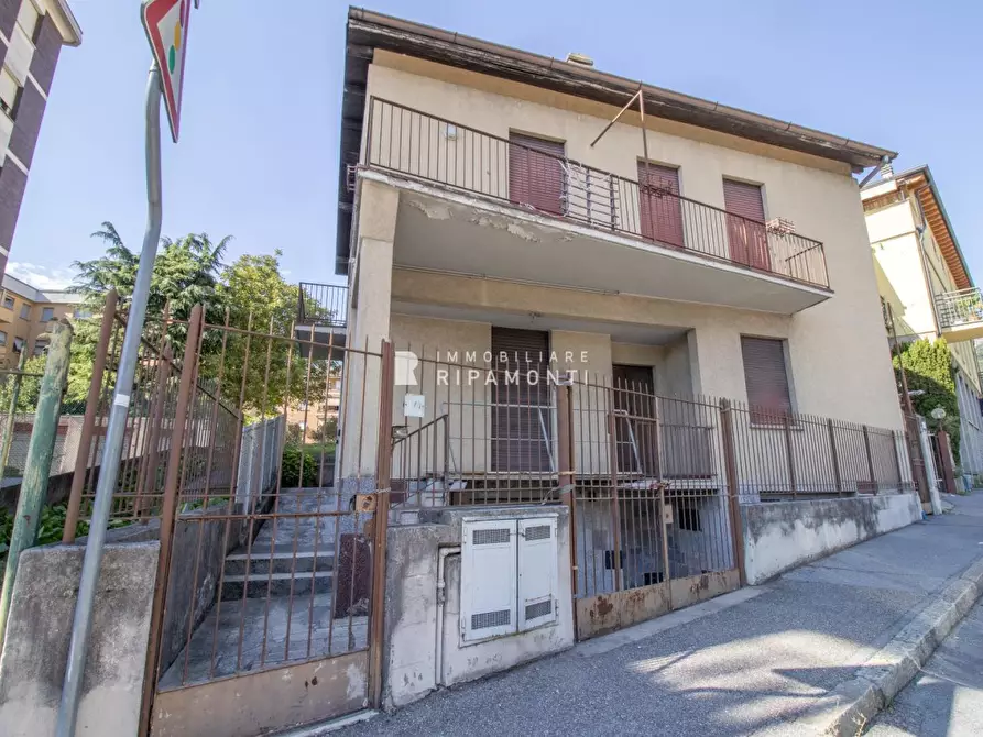 Immagine 1 di Villetta a schiera in vendita  129 a Lecco