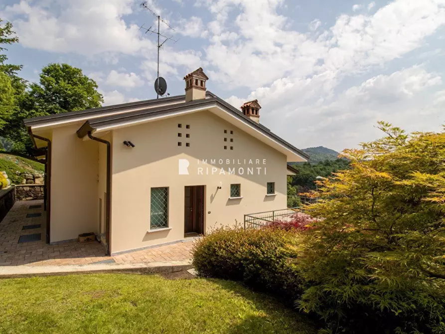Immagine 3 di Villa in vendita  a Ello