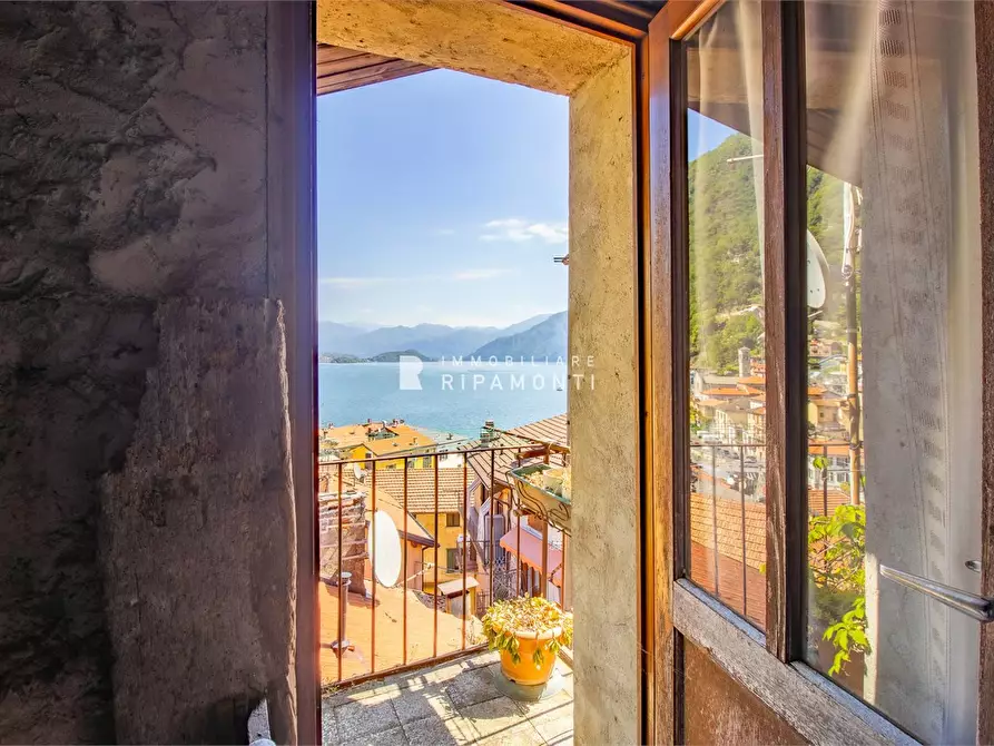 Immagine 3 di Villetta a schiera in vendita  131 a Argegno