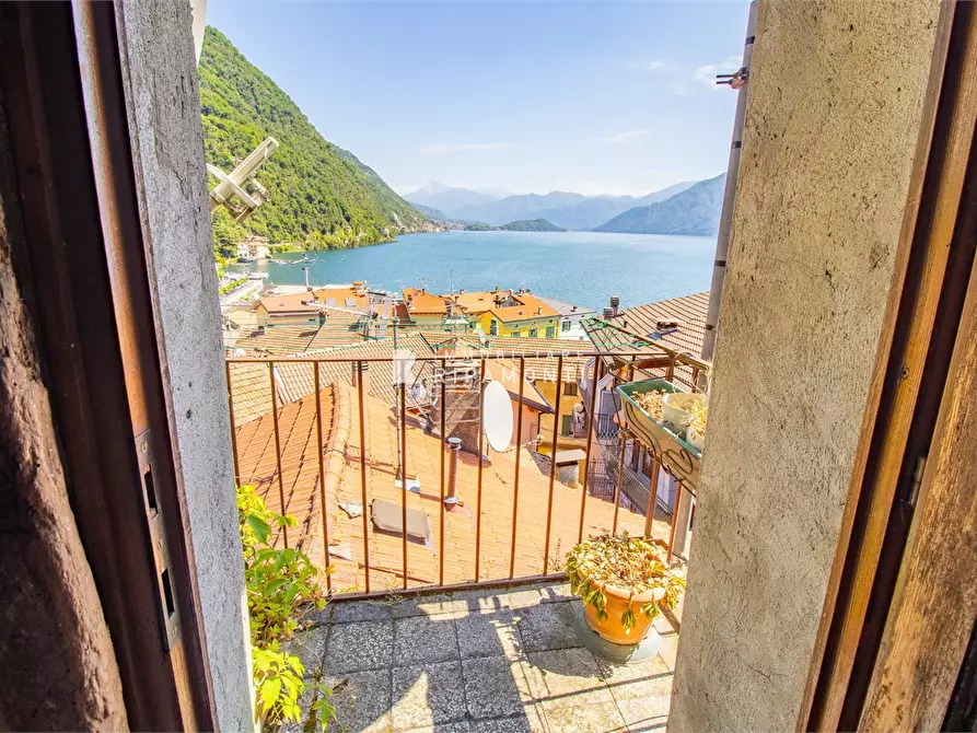 Immagine 2 di Villetta a schiera in vendita  131 a Argegno
