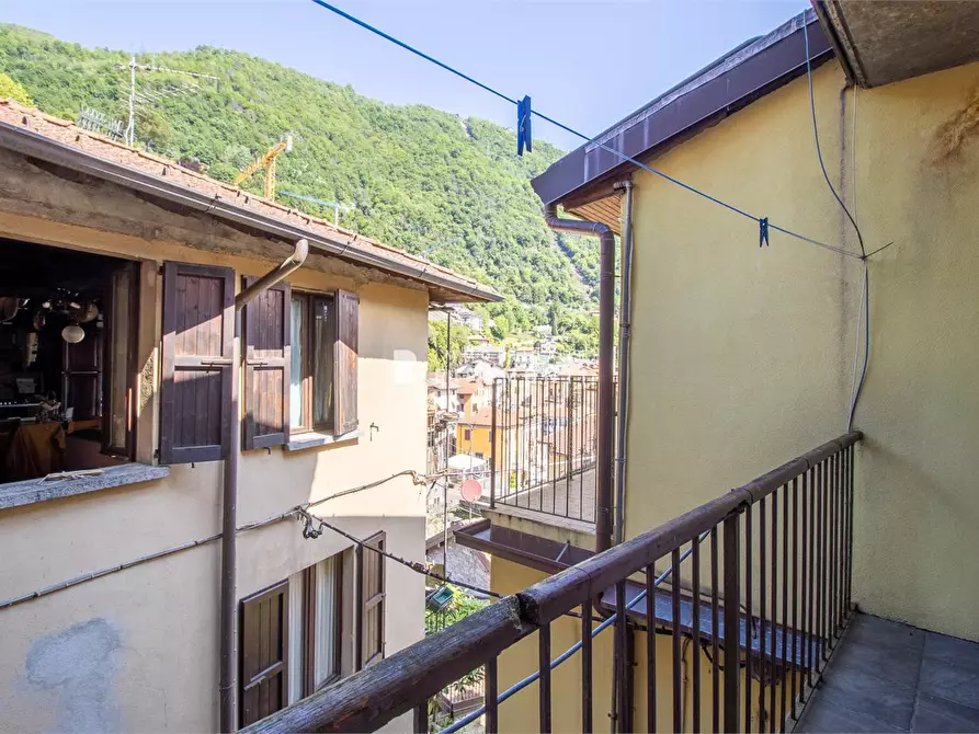 Immagine 4 di Villetta a schiera in vendita  131 a Argegno