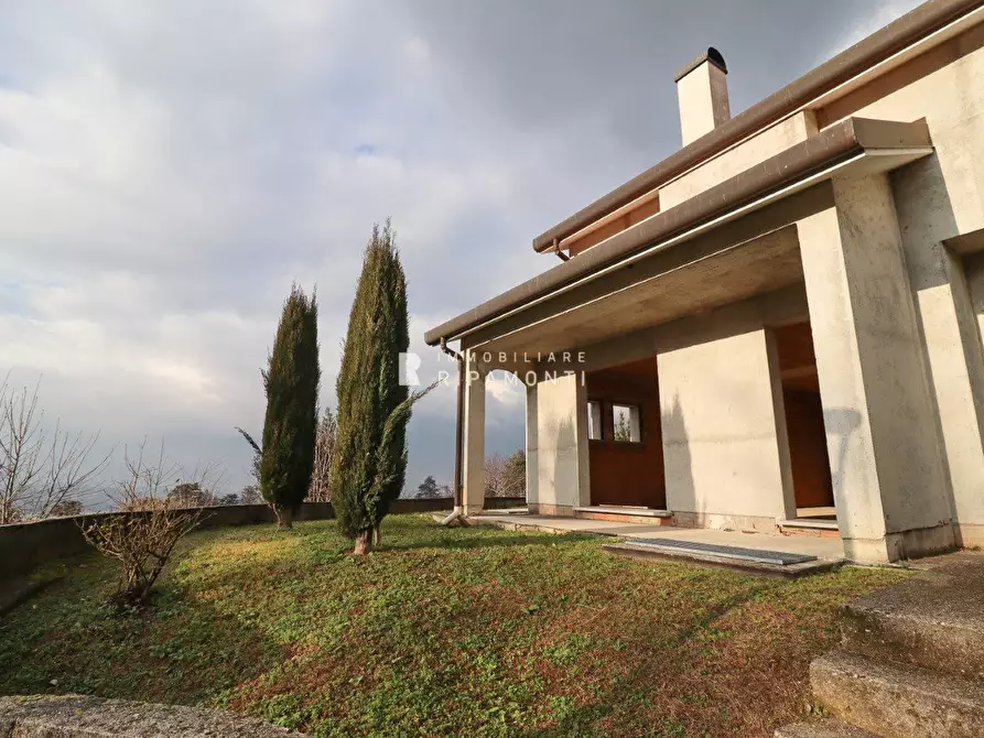 Immagine 3 di Villetta a schiera in vendita  a Oggiono