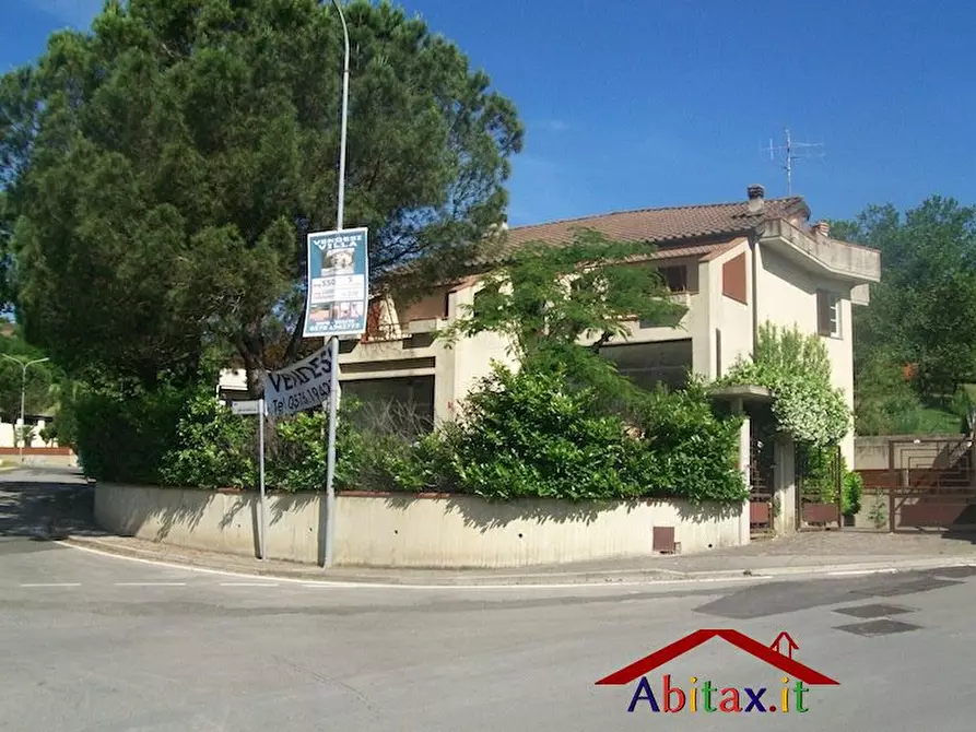 Immagine 6 di Villa in vendita  1 a Cavriglia