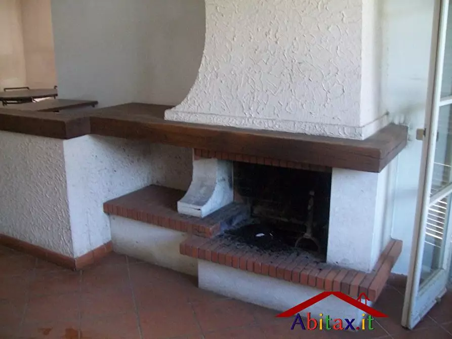 Immagine 2 di Villa in vendita  1 a Cavriglia