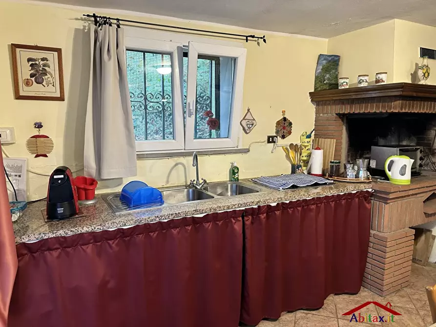 Immagine 2 di Villa in affitto  37 a Arezzo