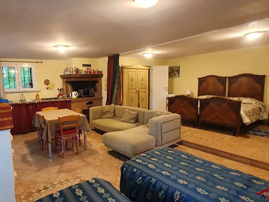 Immagine 5 di Villa in affitto  37 a Arezzo