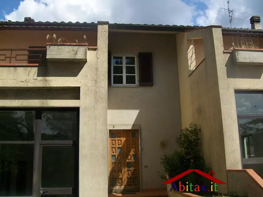 Immagine 5 di Negozio in vendita  1 a Cavriglia