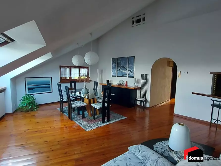 Immagine 2 di Appartamento in vendita  a Tonezza Del Cimone