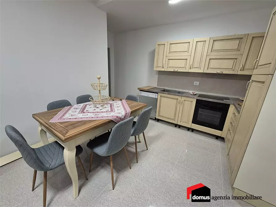 Immagine 5 di Appartamento in affitto  a Tonezza Del Cimone