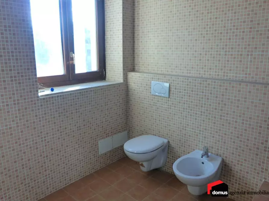 Immagine 7 di Ufficio in affitto  a Villaverla