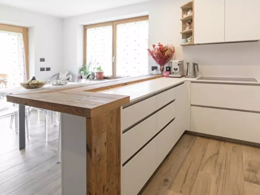 Immagine 4 di Appartamento in vendita  a Tonezza Del Cimone