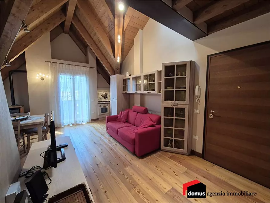 Immagine 4 di Appartamento in vendita  a Tonezza Del Cimone