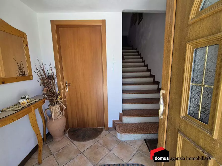 Immagine 2 di Appartamento in vendita  a Tonezza Del Cimone