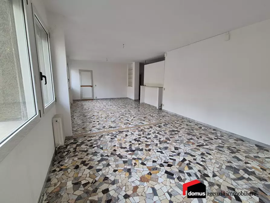 Immagine 7 di Appartamento in vendita  a Thiene