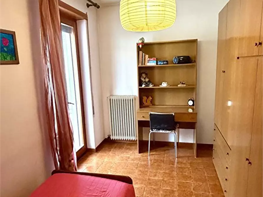 Immagine 10 di Appartamento in vendita  18 a Caltrano