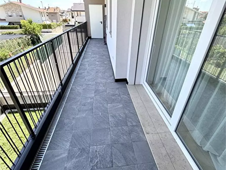 Immagine 10 di Appartamento in vendita  a Thiene