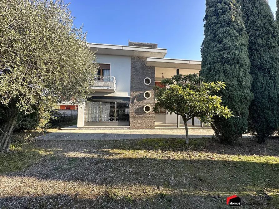 Immagine 2 di Villa in vendita  a Zanè