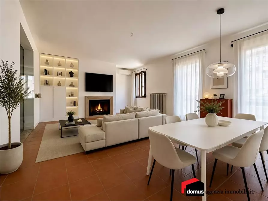 Immagine 2 di Appartamento in vendita  a Thiene