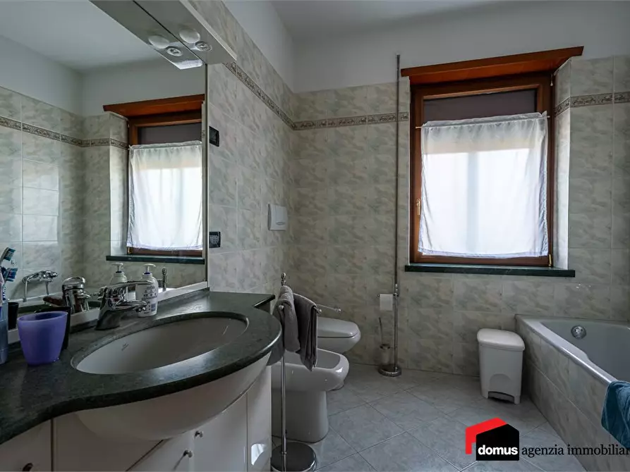 Immagine 9 di Casa semindipendente in vendita  a Zanè