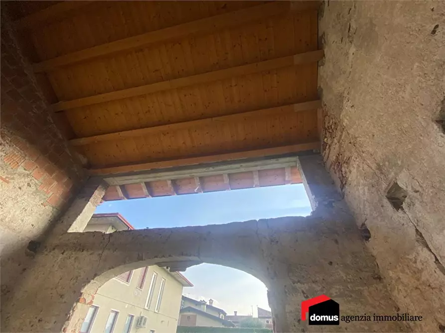 Immagine 4 di Rustico / casale in vendita  a Montecchio Precalcino