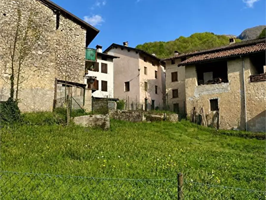 Immagine 3 di Rustico / casale in vendita  a Posina