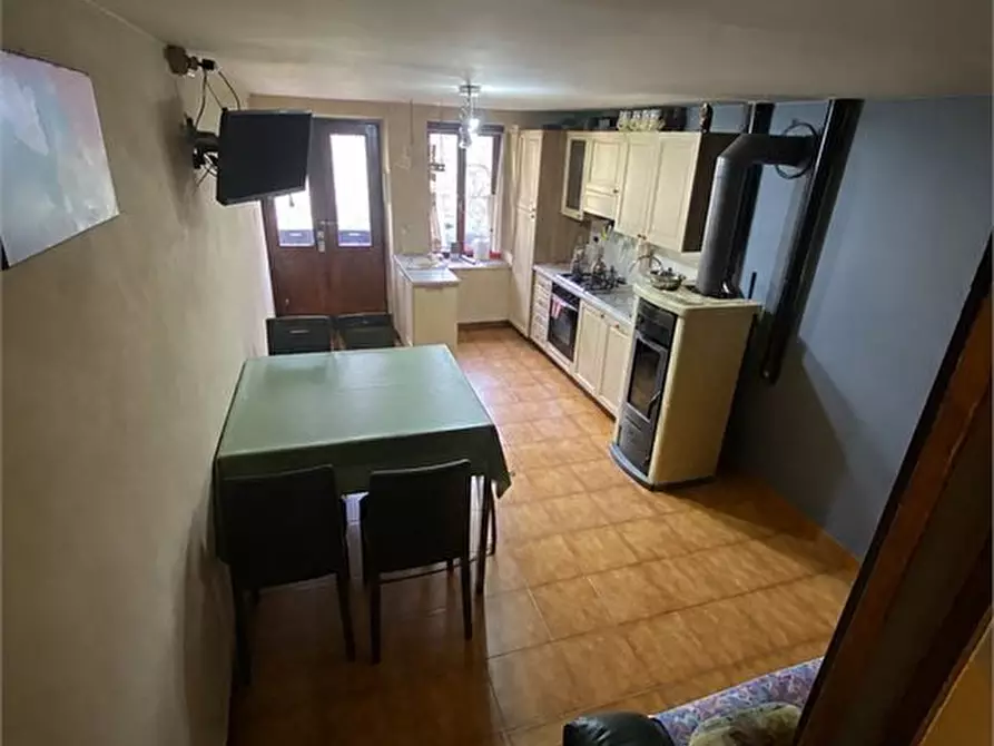 Immagine 6 di Rustico / casale in vendita  a Posina