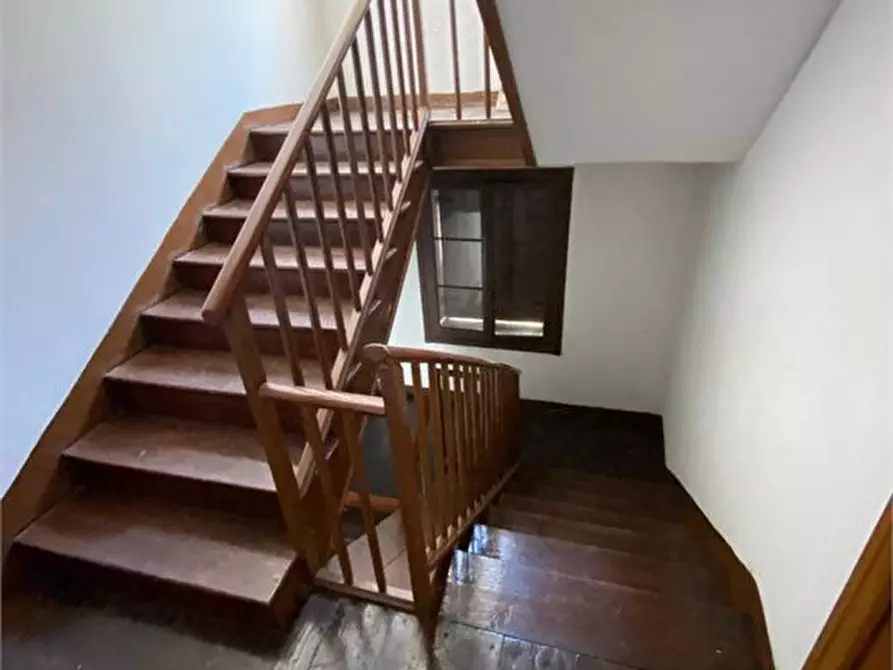 Immagine 7 di Rustico / casale in vendita  a Tonezza Del Cimone