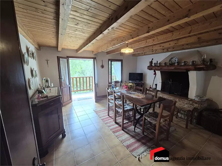 Immagine 2 di Rustico / casale in vendita  a Posina