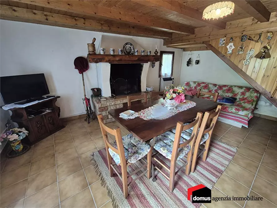 Immagine 5 di Rustico / casale in vendita  a Posina