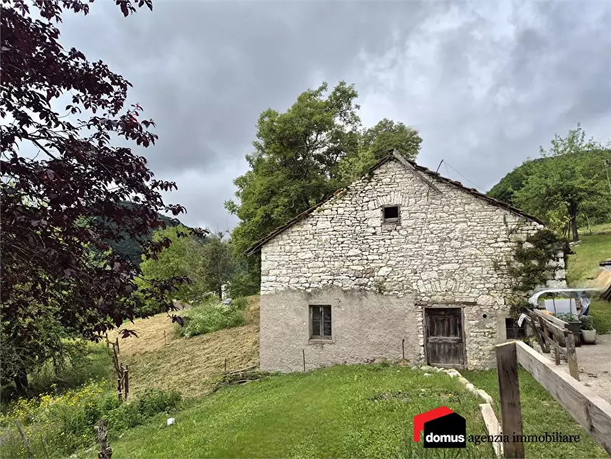 Immagine 4 di Rustico / casale in vendita  a Tonezza Del Cimone