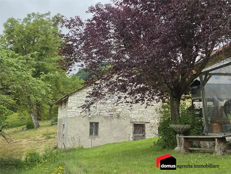 Immagine 10 di Rustico / casale in vendita  a Tonezza Del Cimone