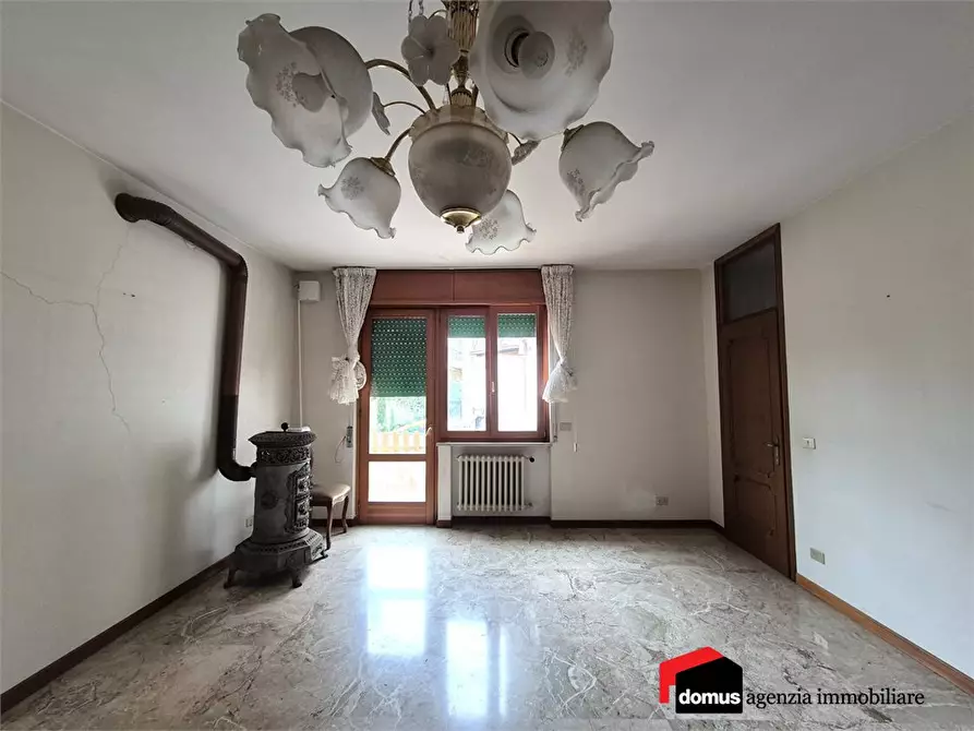 Immagine 8 di Villa in vendita  a Thiene