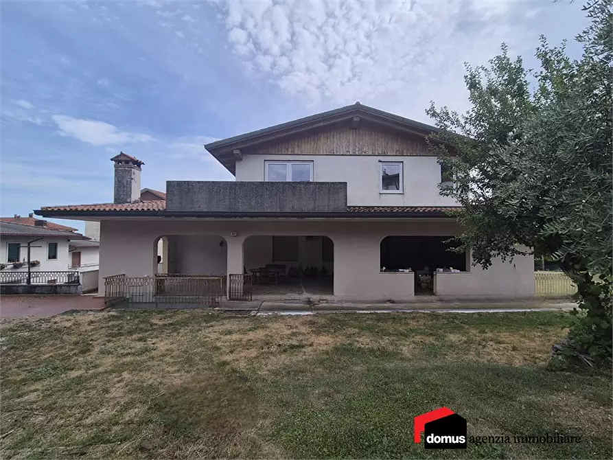 Immagine 2 di Villa in vendita  a Lugo Di Vicenza