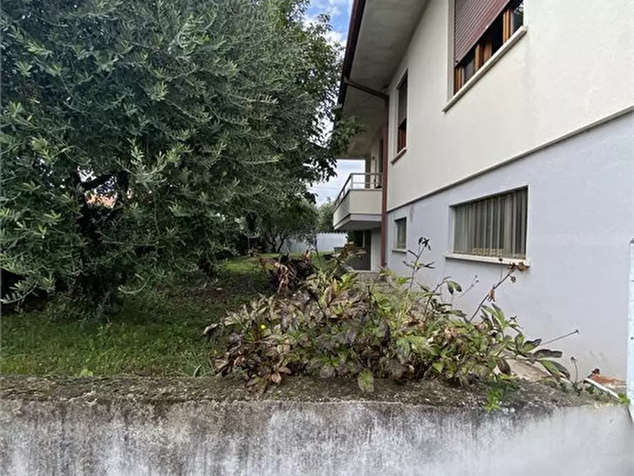 Immagine 5 di Villa in vendita  a Zanè