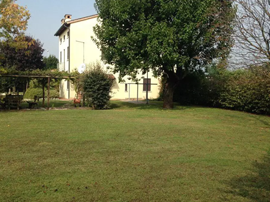 Immagine 7 di Villa in vendita  a Zanè