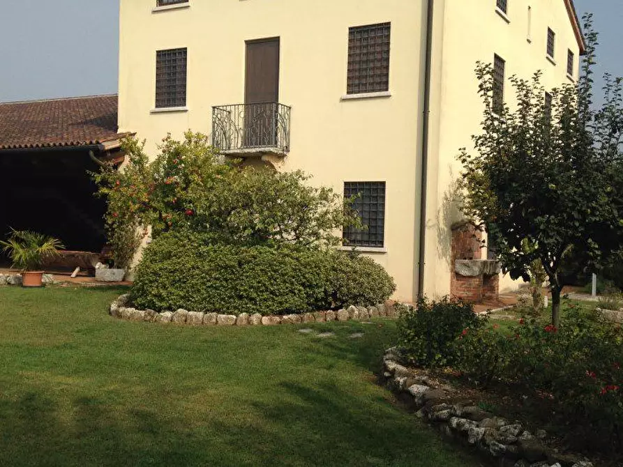 Immagine 6 di Villa in vendita  a Zanè