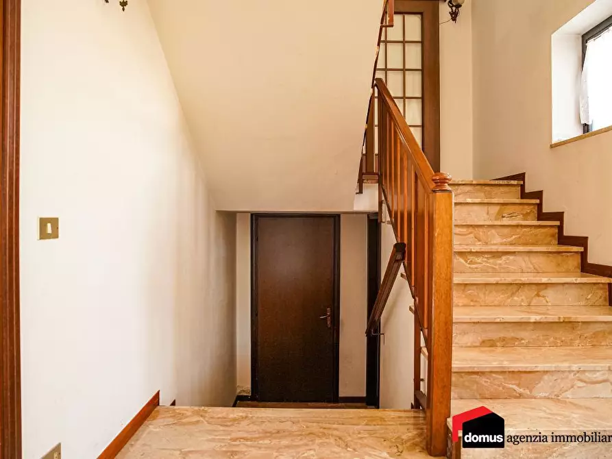 Immagine 5 di Villa in vendita  a Thiene