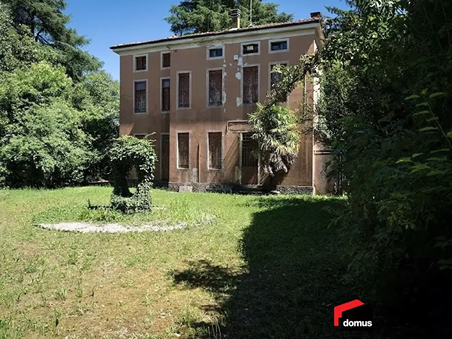 Immagine 4 di Villa in vendita  a Thiene