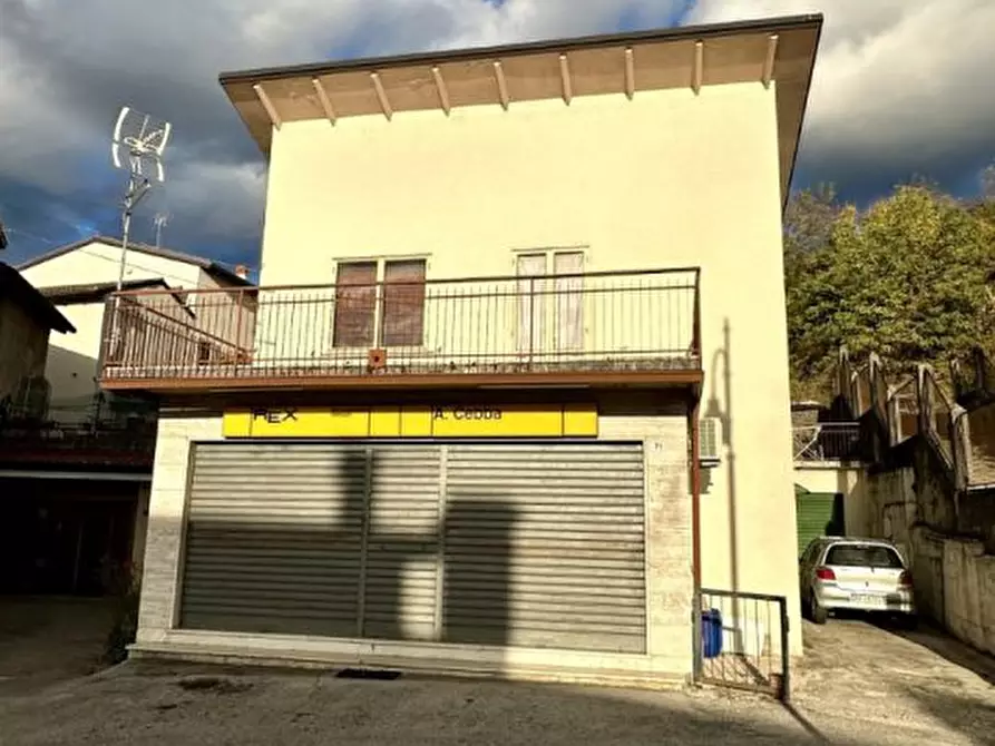 Immagine 2 di Villa in vendita  a Lugo Di Vicenza