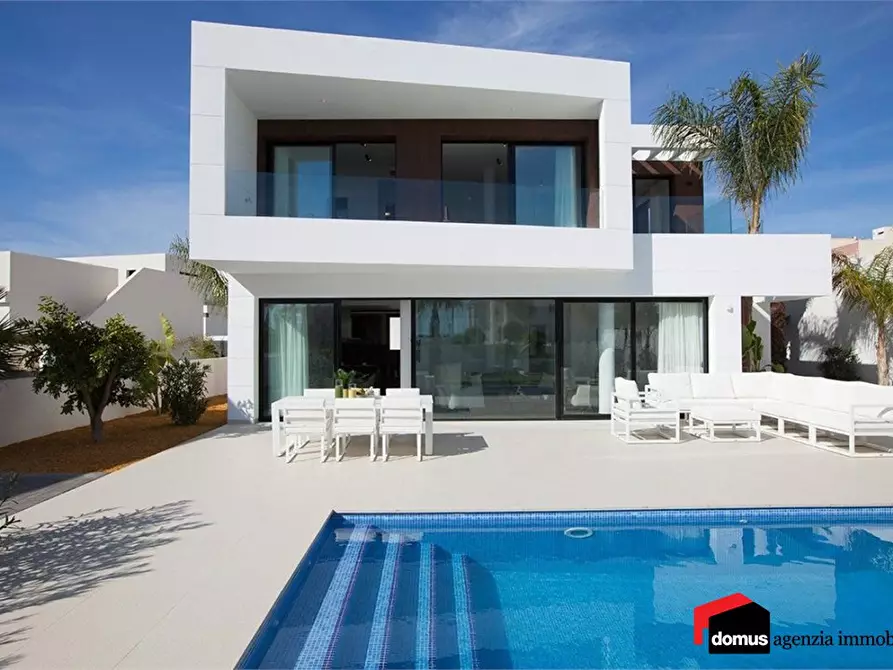 Immagine 1 di Villa in vendita  a Breganze