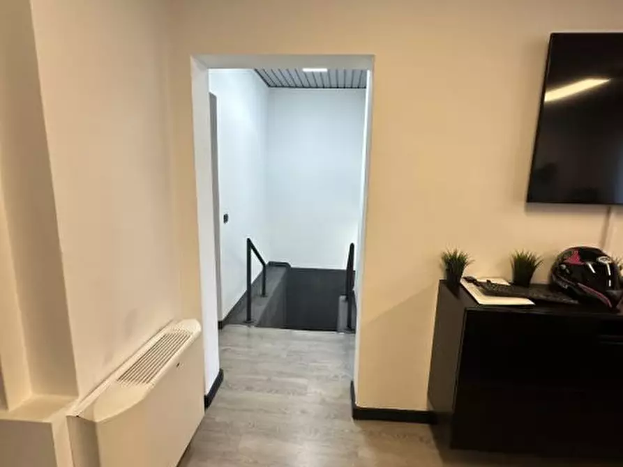 Immagine 8 di Ufficio in affitto  6 a Trezzo Sull'adda