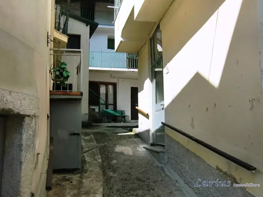 Immagine 5 di Casa indipendente in vendita  4 a Valbrona