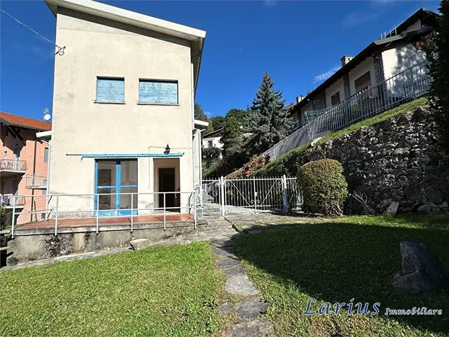 Immagine 6 di Appartamento in vendita  10 a Asso