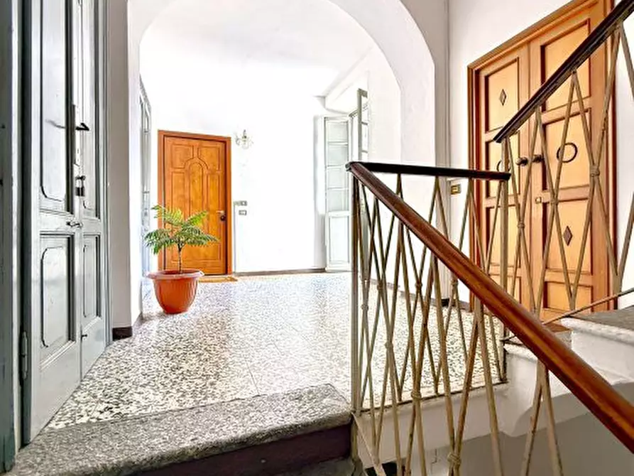 Immagine 6 di Appartamento in vendita  34 a Asso