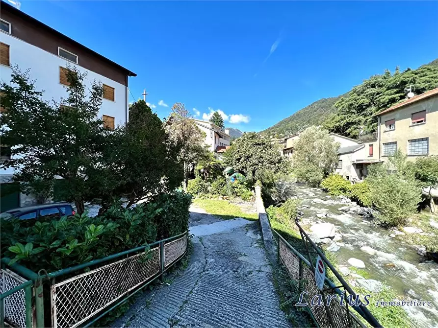 Immagine 5 di Appartamento in vendita  50 a Asso