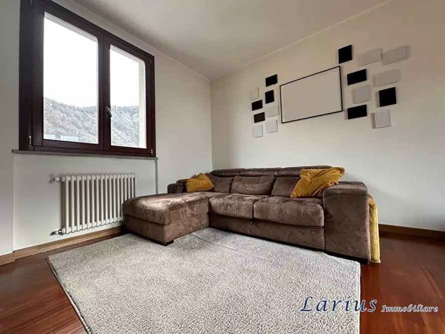 Immagine 6 di Appartamento in vendita  37/D a Canzo