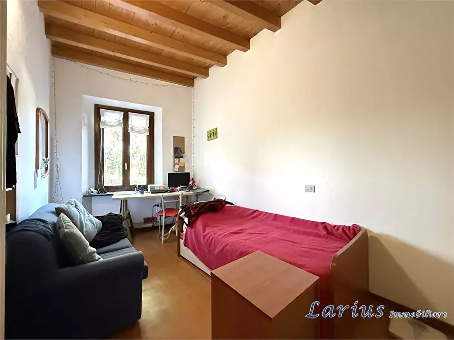 Immagine 9 di Appartamento in vendita  18 a Erba