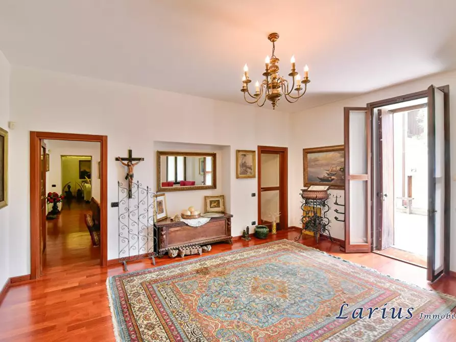 Immagine 9 di Appartamento in vendita  a Castello Di Brianza