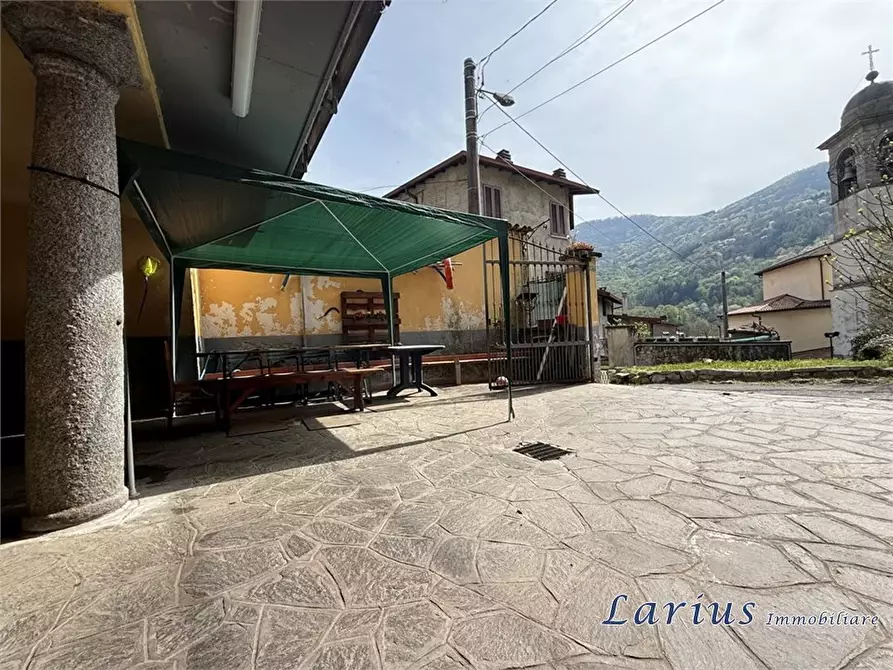 Immagine 5 di Casa indipendente in vendita  15 a Valbrona